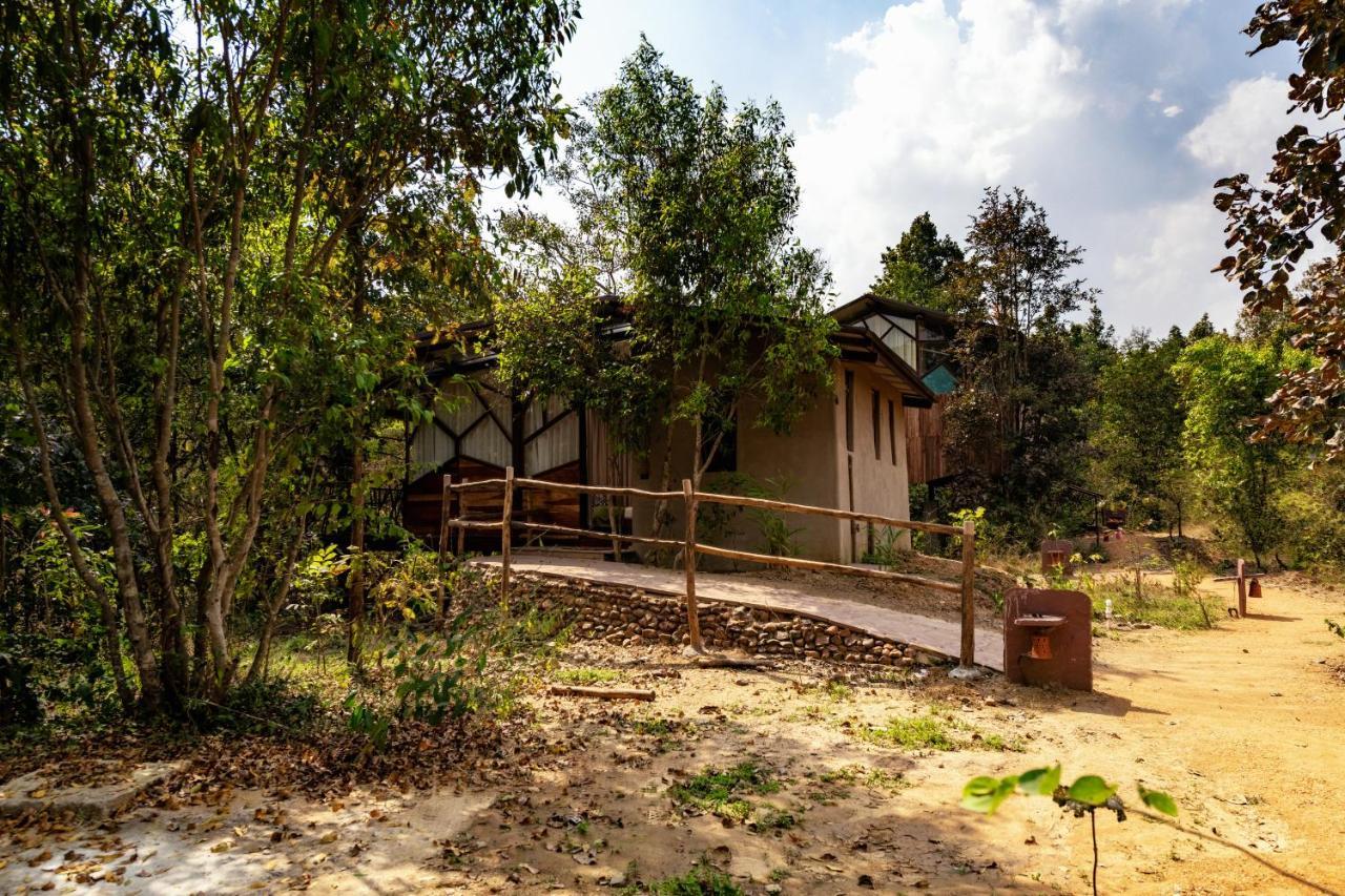 Kanha Jungle Camp Εξωτερικό φωτογραφία