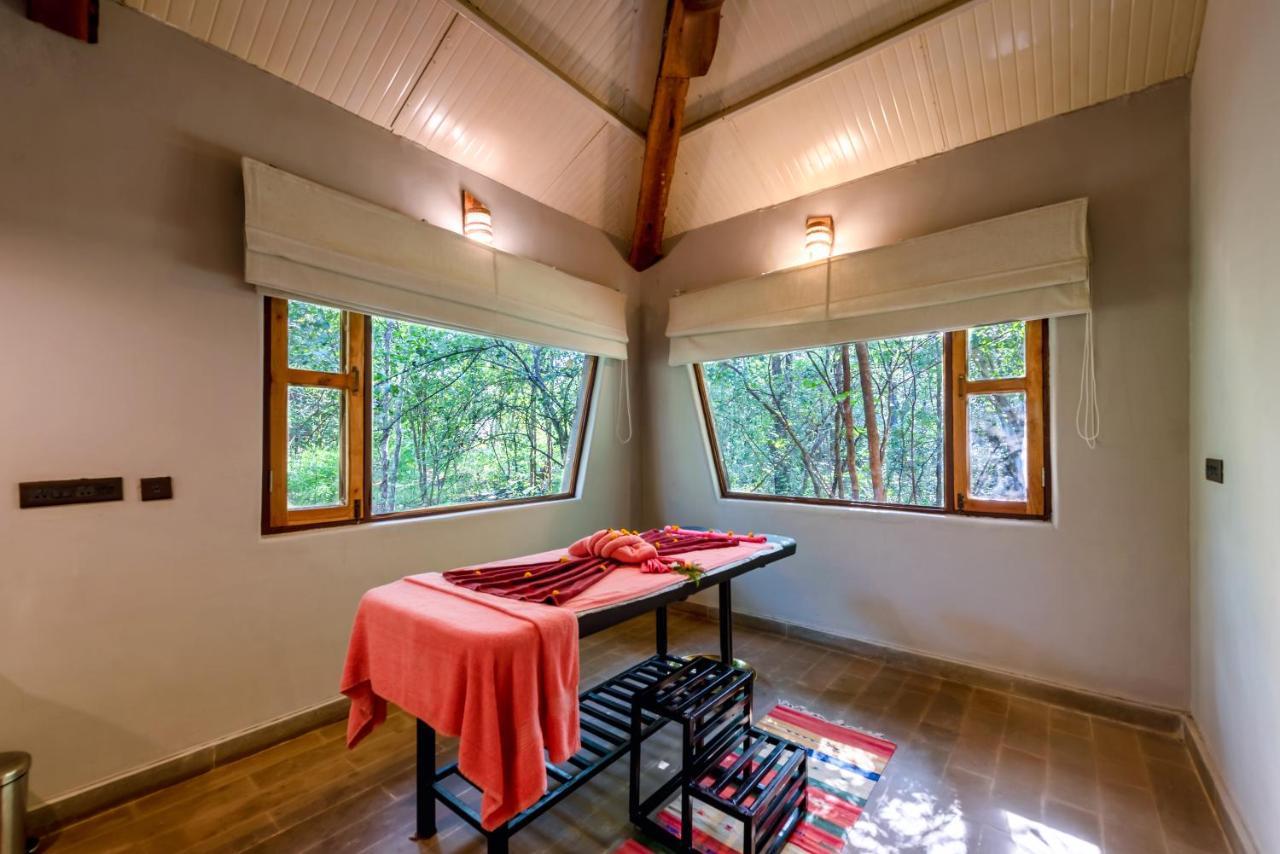 Kanha Jungle Camp Εξωτερικό φωτογραφία