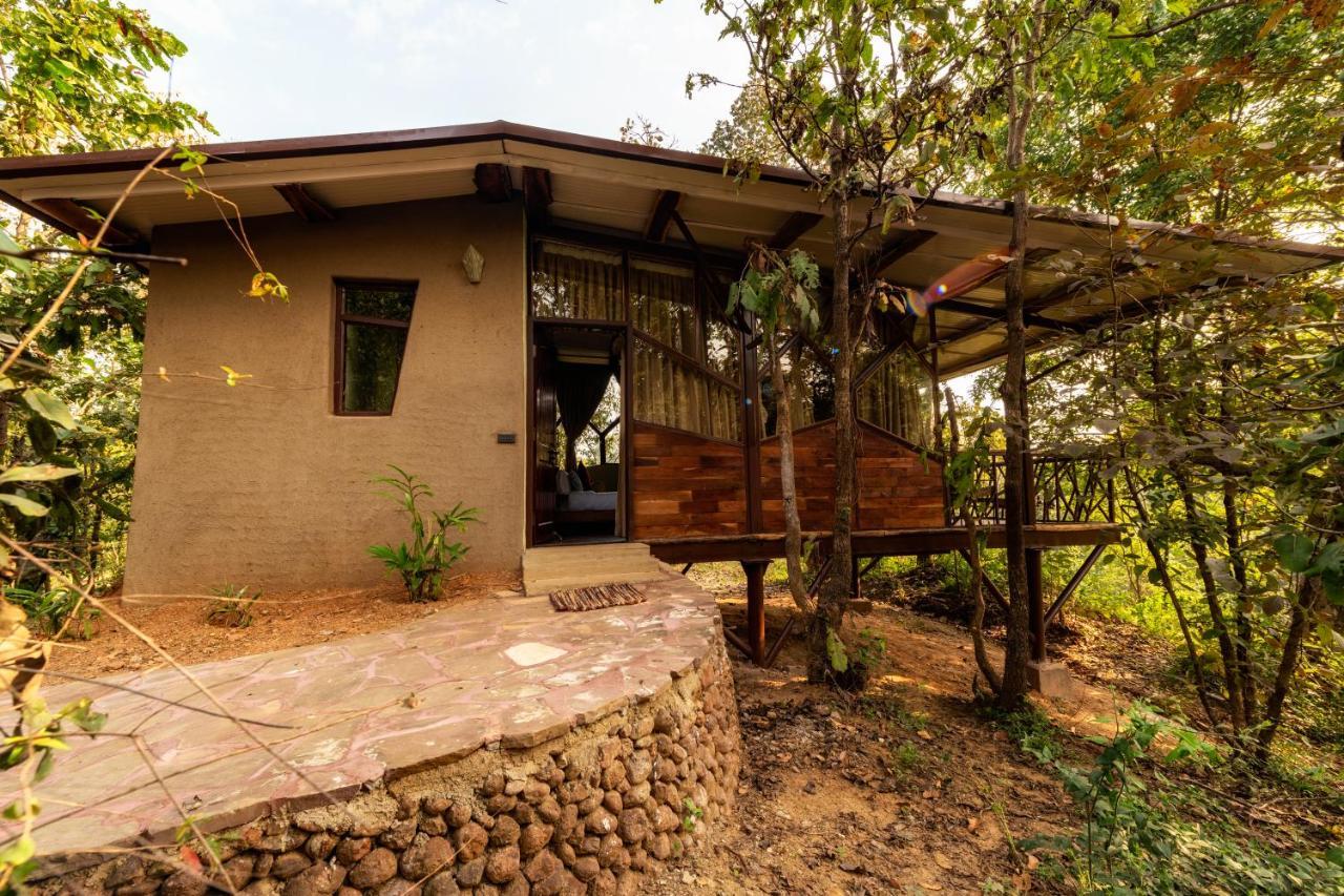 Kanha Jungle Camp Εξωτερικό φωτογραφία